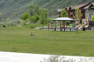 433 River View Dr, New Castle, CO 81647 - Photo 22