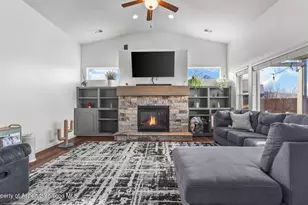 1226 E 17th St, Rifle, CO 81650 - Photo 8