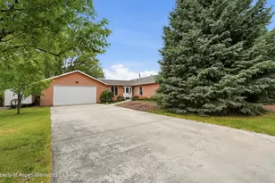 161 S Golden Dr, Silt, CO 81652 - Photo 2