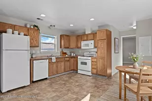 58 Logans Ln, Parachute, CO 81635 - Photo 10
