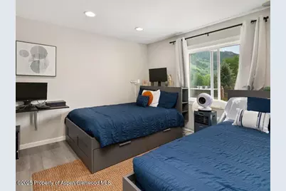 326 Midland Avenue #302, Aspen, CO 81611 - Photo 12