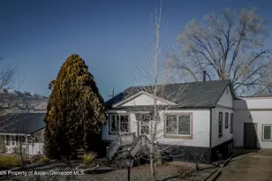 326 E 10th St, Rifle, CO 81650 - Photo 2