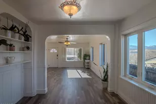 326 E 10th St, Rifle, CO 81650 - Photo 8