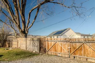 326 E 10th St, Rifle, CO 81650 - Photo 32