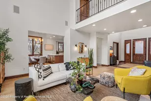 11 Pinon Ln, Carbondale, CO 81623 - Photo 2