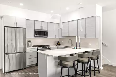 305 Thunderbird, New Castle, CO 81647 - Photo 6