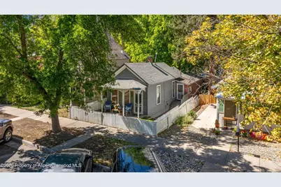 729 Bennett Avenue, Glenwood Springs, CO 81601 - Photo 2