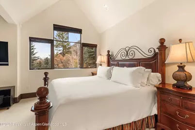 43001 E Highway 82, Aspen, CO 81611 - Photo 30