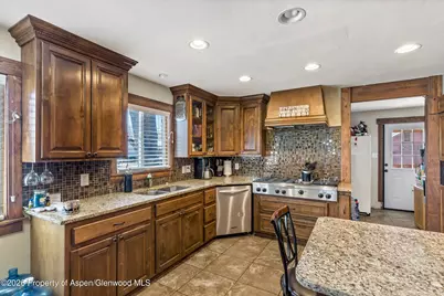 396 E 9th Street, Craig, CO 81625 - Photo 8