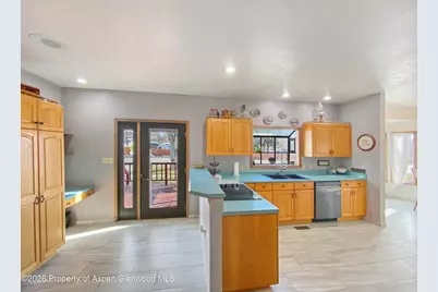 925 Cleveland Street, Meeker, CO 81641 - Photo 6