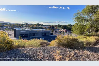 697 27 1/2 Court, Grand Junction, CO 81506 - Photo 2