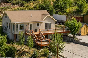 716 Minter Ave, Glenwood Springs, CO 81601 - Photo 2