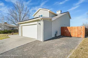 367 N Lake Ct, Fruita, CO 81521 - Photo 2