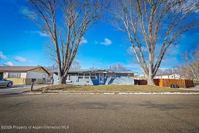 886 Washington Street, Craig, CO 81625 - Photo 8