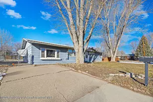886 Washington St, Craig, CO 81625 - Photo 6