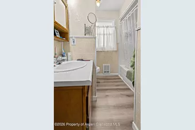 886 Washington Street, Craig, CO 81625 - Photo 32