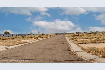 801 Blue Mountain Avenue, Dinosaur, CO 81610 - Photo 4