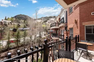 415 E Dean St Unit 33 Week 32, Aspen, CO 81611 - Photo 8