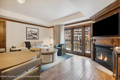 415 E Dean St, Unit 10, Wks 32 & 33, Aspen, CO 81611 - Photo 4