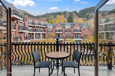 415 E Dean St, Unit 10, Wks 32 & 33, Aspen, CO 81611 - Photo 2