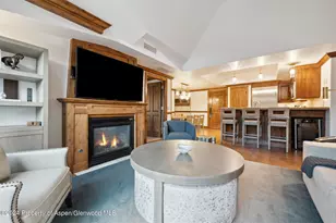 415 E Dean St Unit 28 Week 34, Aspen, CO 81611 - Photo 2