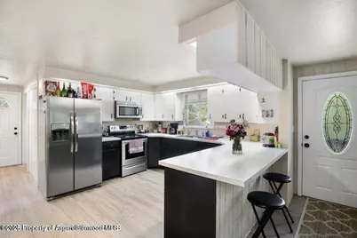 2558 Highway 82, Glenwood Springs, CO 81601 - Photo 6