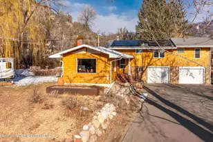 605 W 9th Pl, Glenwood Springs, CO 81601 - Photo 2