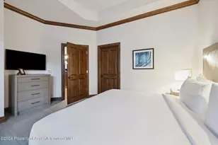 415 E Dean St Unit 3 Week 8, Aspen, CO 81611 - Photo 10