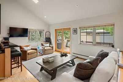 322 Park Avenue #Unit 2, Aspen, CO 81611 - Photo 1