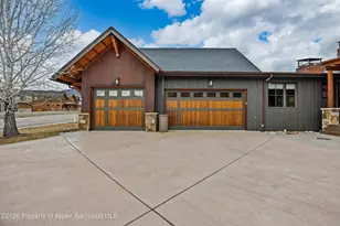 28 Deer Valley Dr, New Castle, CO 81647 - Photo 2