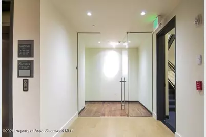 625 E Main Street #204, Aspen, CO 81611 - Photo 4