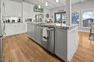 1005 Pershing St, Craig, CO 81625 - Photo 10