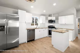 138 N 7th St, New Castle, CO 81647 - Photo 6