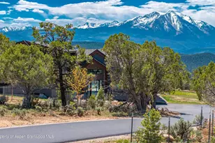 38 Woodruff Rd, Glenwood Springs, CO 81601 - Photo 2