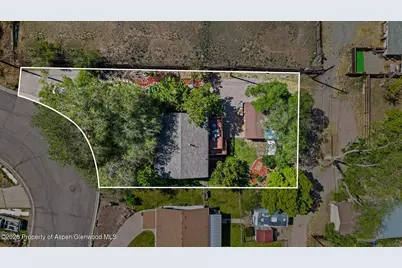 805 Munro Avenue, Rifle, CO 81650 - Photo 8