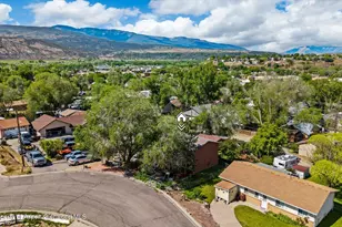 805 Munro Ave, Rifle, CO 81650 - Photo 6