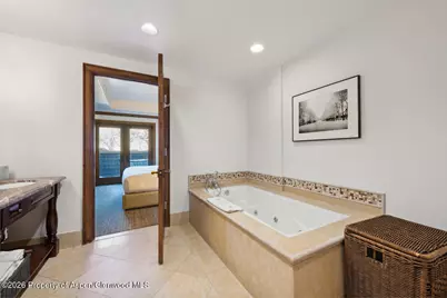 415 E Dean St., Unit 15, Weeks 51/52, Aspen, CO 81611 - Photo 14