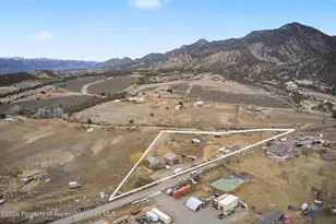 961 Co Rd 266, Silt, CO 81652 - Photo 2