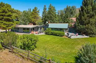 1227 Mountain View Dr, Aspen, CO 81611 - Photo 2