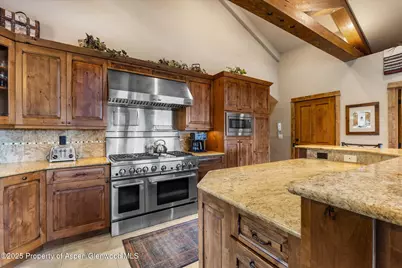 2137 Overlook Lane #104, Steamboat, CO 80487 - Photo 8