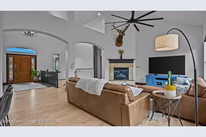 227 N Meadow Drive, Rifle, CO 81650 - Photo 4