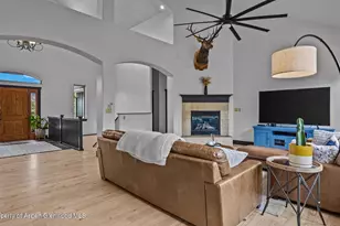 227 N Meadow Dr, Rifle, CO 81650 - Photo 4