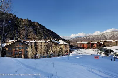 197 Prospector Road #2303 Fw 17,22,23,50, Aspen, CO 81611 - Photo 10