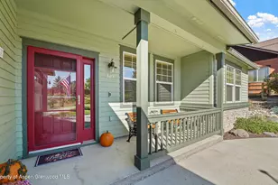 525 Wagon Wheel Cir, New Castle, CO 81647 - Photo 4