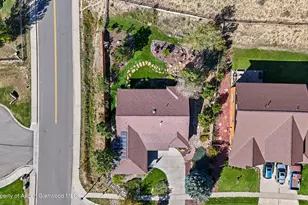 525 Wagon Wheel Cir, New Castle, CO 81647 - Photo 32