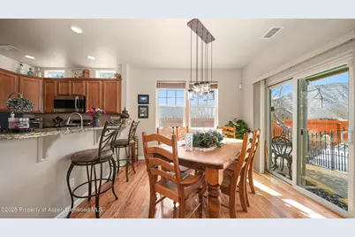 525 Wagon Wheel Circle, New Castle, CO 81647 - Photo 12