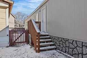 143 N 7th St, New Castle, CO 81647 - Photo 4