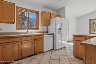 570 Canyon Creek Dr, Glenwood Springs, CO 81601 - Photo 10