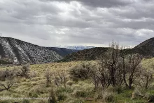 837 Ute Cir, New Castle, CO 81647 - Photo 32