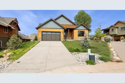 837 Ute Circle, New Castle, CO 81647 - Photo 2